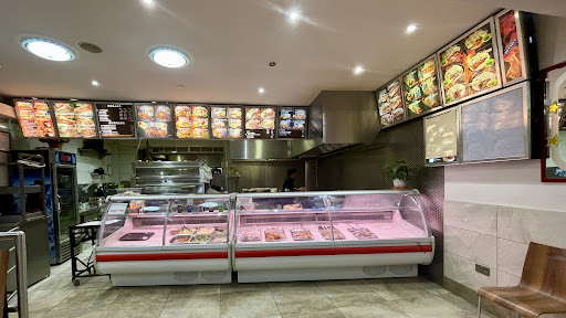 Photo of Dennis's Kebabs - 8 Oxford St, High Wycombe HP11 2DG